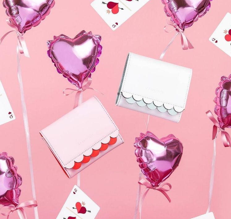 portafogli coccinelle con bordo merletto collezione queen of hearts san valentino 2017