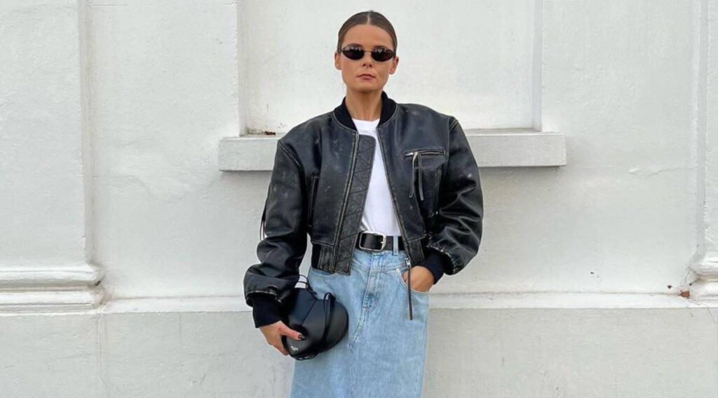 Come indossare la gonna midi di jeans
