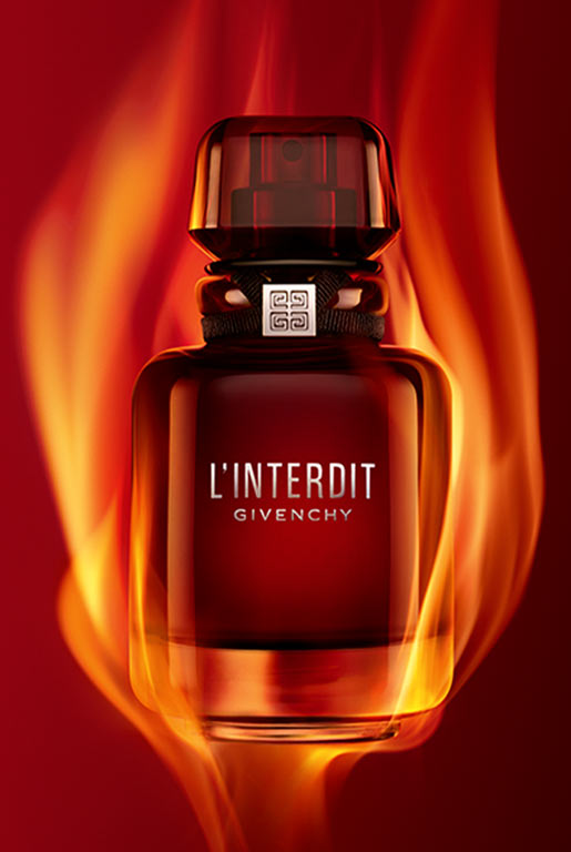 Interdit Rouge nuovo profumo Givenchy