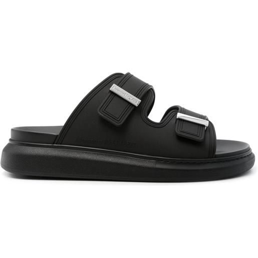 Alexander McQueen sandali hybrid oversize - nero