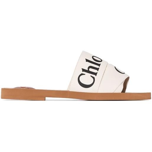 Chloé slides woody con logo - bianco