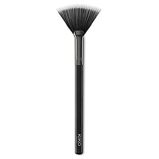 KIKO milano face 12 powder fan brush | pennello a ventaglio per polveri, fibre sintetiche