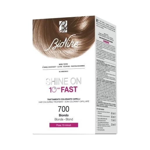 BioNike shine on fast kit trattamento colorante capelli n. 700 biondo - crema 60 ml, rivelatore 60 ml, shampoo 15 ml, balsamo 20 ml