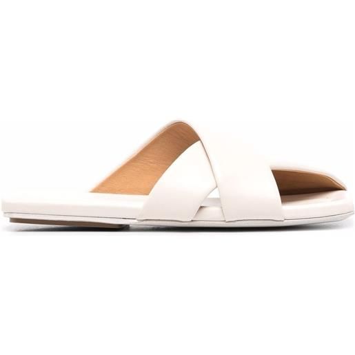 Marsèll sandali con design a incrocio - bianco