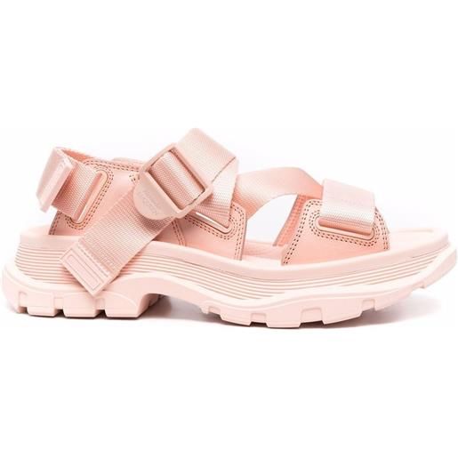 Alexander McQueen sandali con suola rialzata - rosa