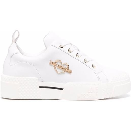 Love Moschino sneakers con placca logo - bianco