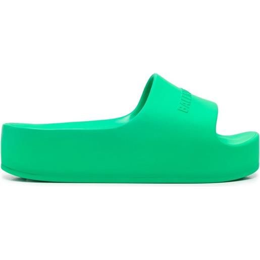 Balenciaga sandali slides chunky con logo goffrato - verde