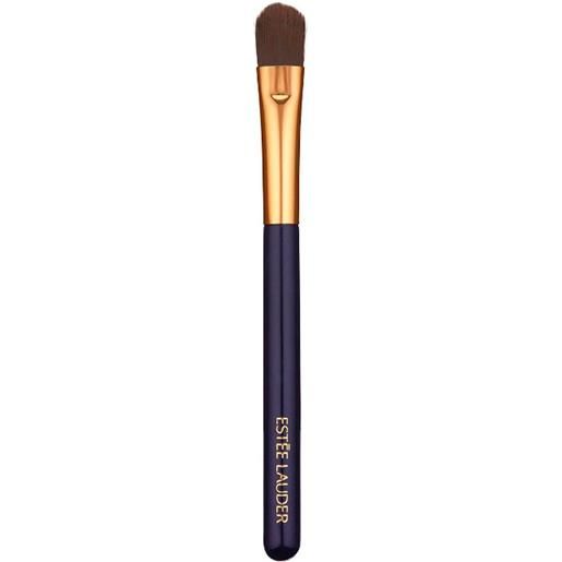 Estée Lauder concealer brush