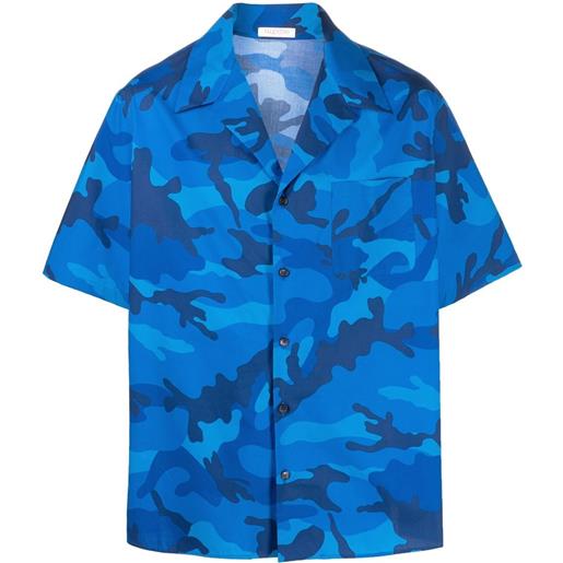 Valentino Garavani polo con stampa camouflage - blu