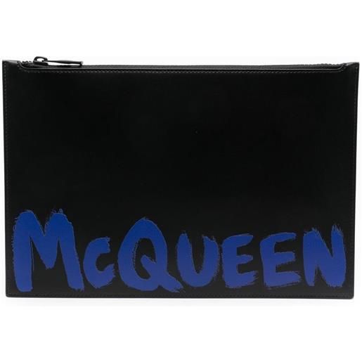 Alexander McQueen clutch con stampa graffiti - nero