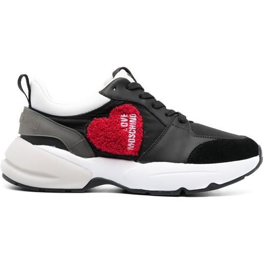 Love Moschino sneakers con applicazione - nero