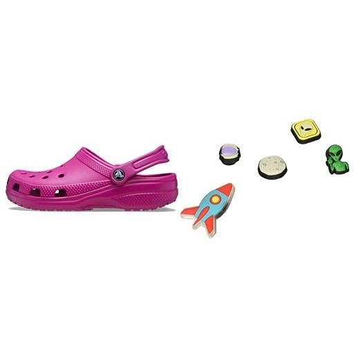 Crocs classic, zoccoli unisex - adulto, rosa (fuchsia fun), 42/43 eu + shoe charm 5-pack, decorazione di scarpe, outerspace
