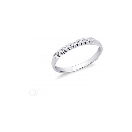 Gioielli di Valenza anello veretta a 9 pietre in oro bianco 18k con diamanti, ct 0,10