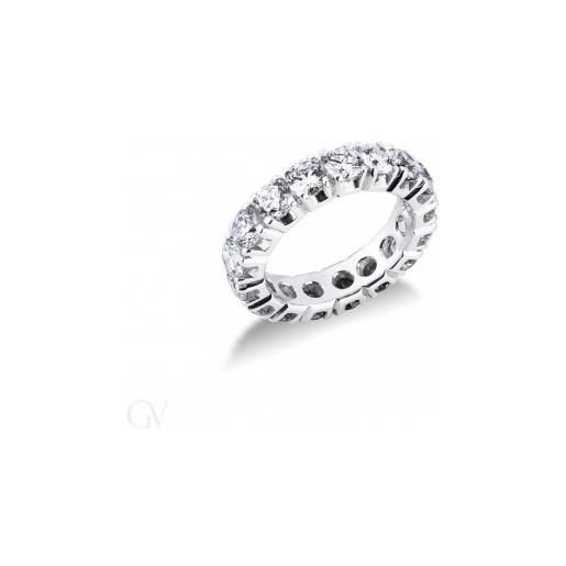 Gioielli di Valenza anello eternity a griffe diamantate in oro bianco 18k con diamanti