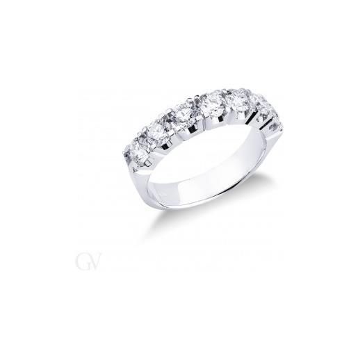 Gioielli di Valenza anello veretta a 7 pietre in oro bianco 18k con diamanti ct. 1,50. 