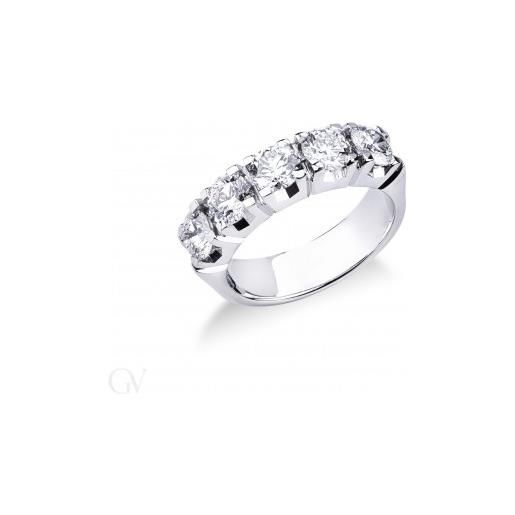 Gioielli di Valenza anello veretta a 5 pietre in oro bianco 18k con diamanti ct. 2,20. 