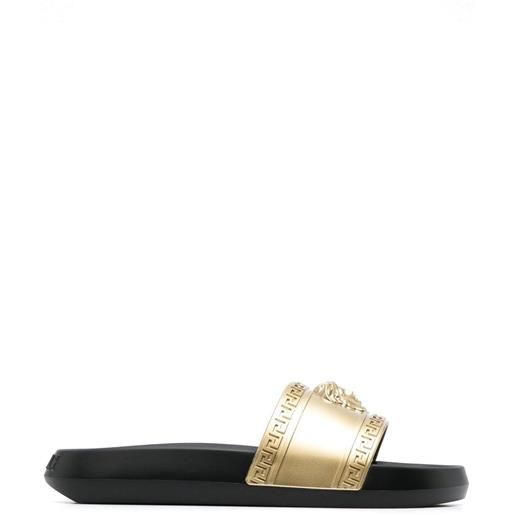 Versace sandali slides con applicazione palazzo medusa - oro
