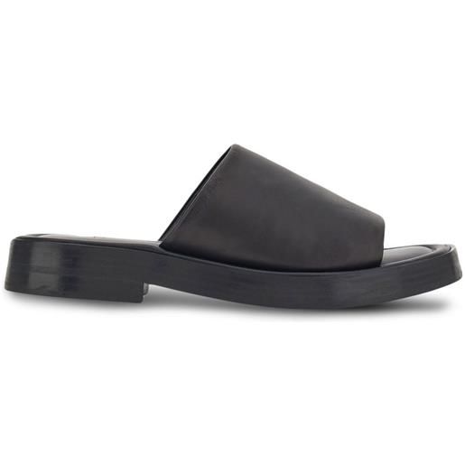 Ferragamo sandali slides con design a incrocio - nero