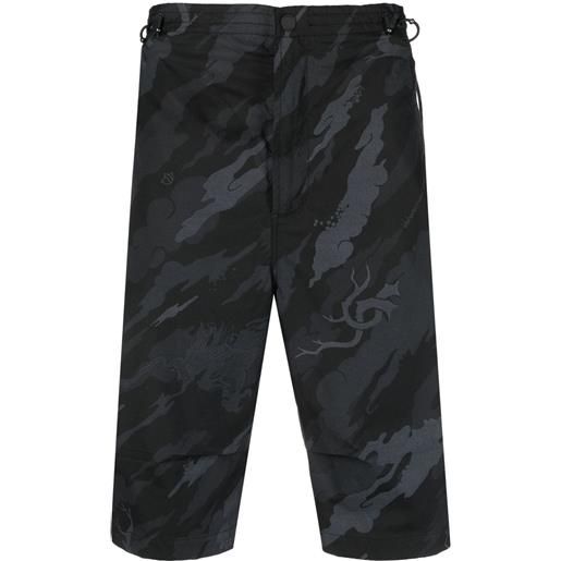 Maharishi shorts con stampa camouflage - nero