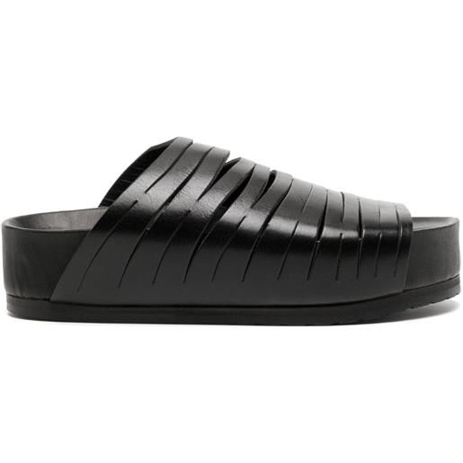 sacai sandali con dettaglio cut-out - nero