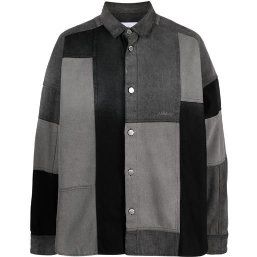 AMBUSH camicia denim con design patchwork - nero