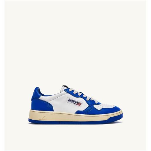 autry sneakers medalist low in pelle bicolor bianco prince blue