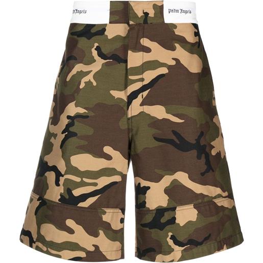 Palm Angels shorts con stampa camouflage - verde
