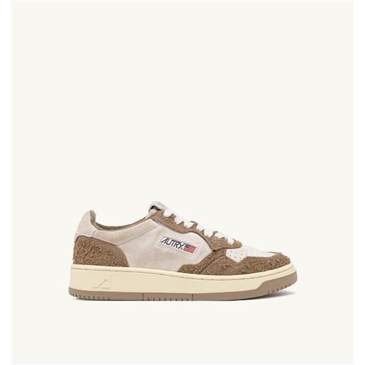 autry sneakers medalist low in suede bianco e suede effetto hair mud