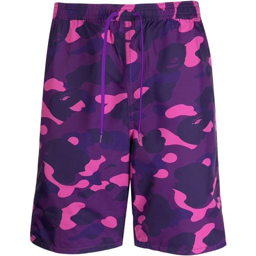 A BATHING APE® shorts con stampa camouflage - viola
