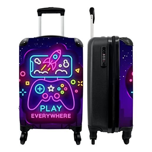 NoBoringSuitcases.com® trolley bagaglio a mano valigia cavalcabile per bambini suitcase bambino si inserisce trolley bagagli a mano 55x40x20 gioco - console - neon - 55x35x20cm