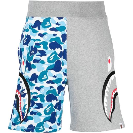 A BATHING APE® shorts abc camo side shark - grigio