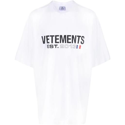 VETEMENTS flag logo t-shirt