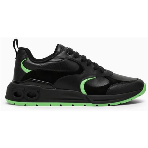 Ferragamo sneaker bassa nera/verde neon