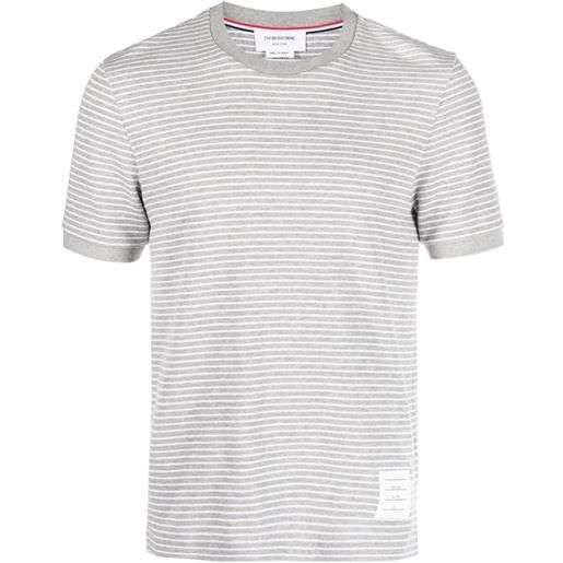 Thom Browne t-shirt gessata - grigio
