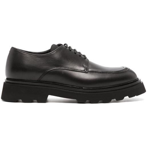 Doucal's brogues in pelle - nero