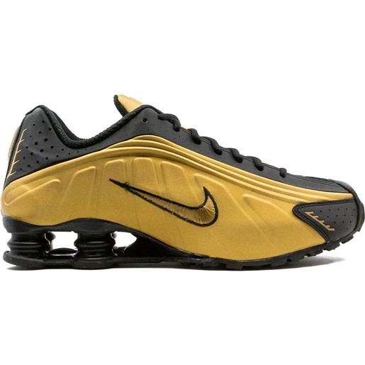 Nike sneakers shox r4 - oro