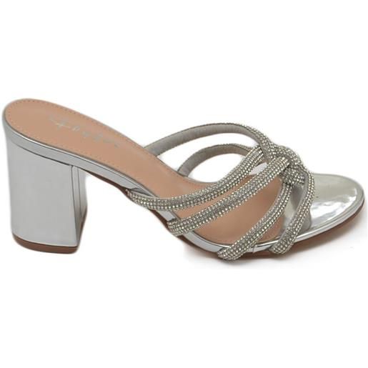 Malu Shoes sandalo donna in vernice argento gioiello argento sabot mule aperto dietro con tacco grosso 7 cm incrociato sul piede