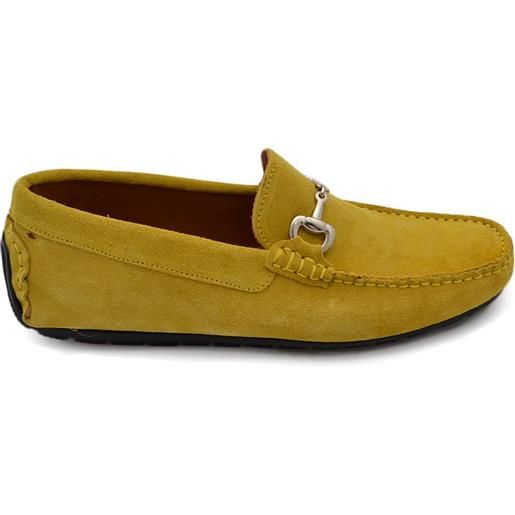 Malu Shoes mocassino barca uomo giallo ocra morsetto argento made in italy in vera pelle scamosciata fondo antiscivolo gomma