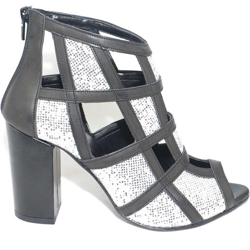 Malu Shoes scarpe tronchetto donna a scacchi forma quadrata forato in pelle nero e argento tacco doppio vera pelle moda gla