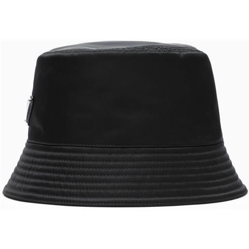 Prada cappello bucket nero in re-nylon