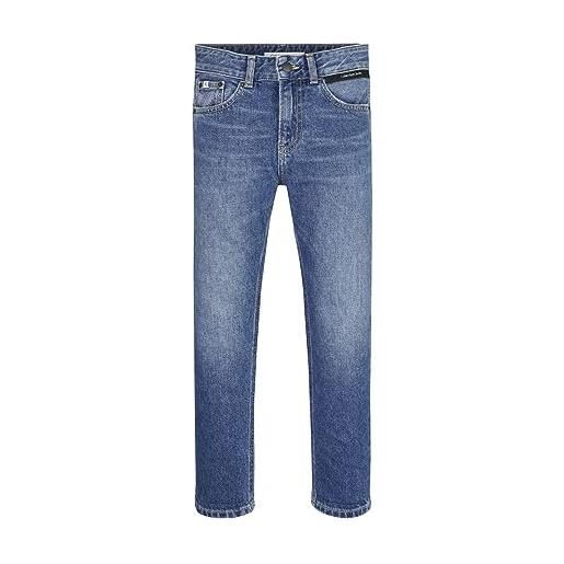 Calvin klein jeans bambino dad fit bambino salt and pepper mid blue ib0ib01786 14a