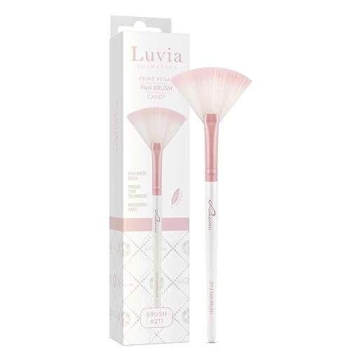 Luvia Cosmetics 211 // fan brush - candy