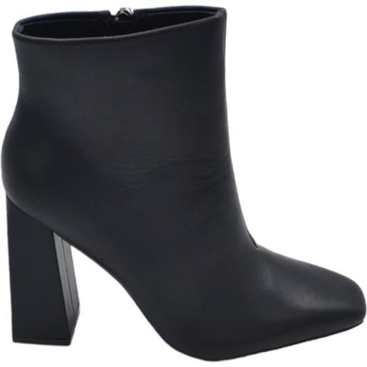Malu Shoes scarpe tronchetto donna con tacco alto 10cm largo alla caviglia a punta quadrata nero zip laterale aderente