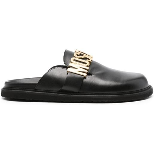 Moschino slippers con placca logo in pelle - nero
