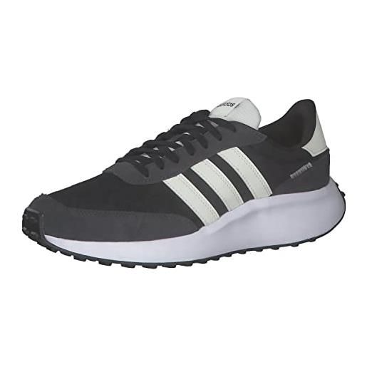 Scarpe hotsell adidas scamosciate