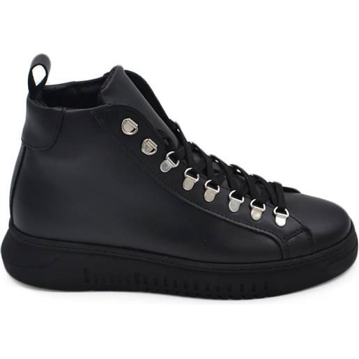 Malu Shoes scarpa sneakers alta uopmo stivaletto nero in vera pelle nappa con ganci argento e fondy army nero alto comodo street