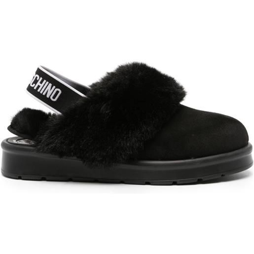 Love Moschino slippers con stampa - nero