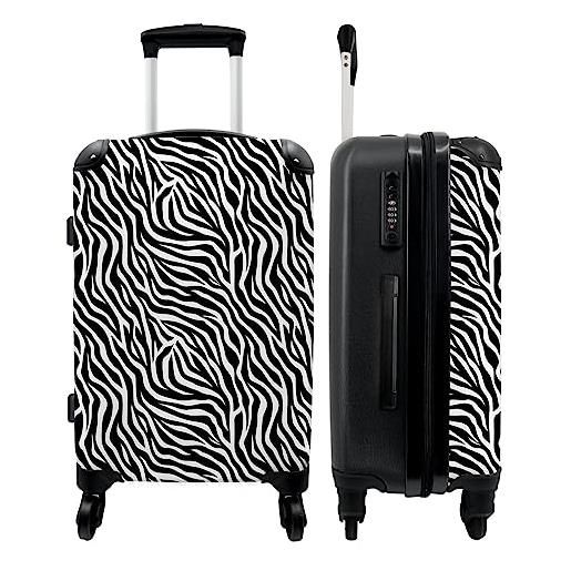 NoBoringSuitcases.com valigia concurrentie, design zebrato, midsize, valigetta