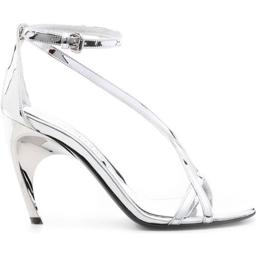 Alexander McQueen sandali twisted armadillo 95mm - argento