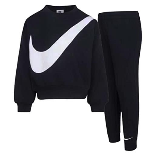 Nike -set composto da felpa e pantalone -felpa con girocollo a costine -felpa con logo cucito -pantalone con girovita elastico -pantalone con orli a coste -regular fit nero nero/bianco 3-4 anni
